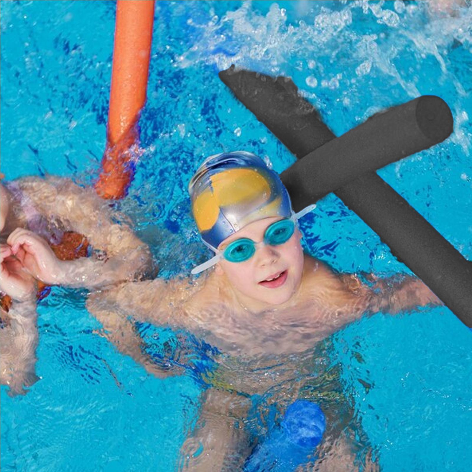 Foam Pool Noodle - โฟมแท่งลอยน้ำสำหรับเล่นในสระน้ำ อุปกรณ์ฝึกว่ายน้ำ ของเล่นในสระน้ำ อุปกรณ์ช่วยฝึกกีฬาทางน้ำ แท่งโฟมลอยน้ำสำหรับเด็กและผู้ใหญ่