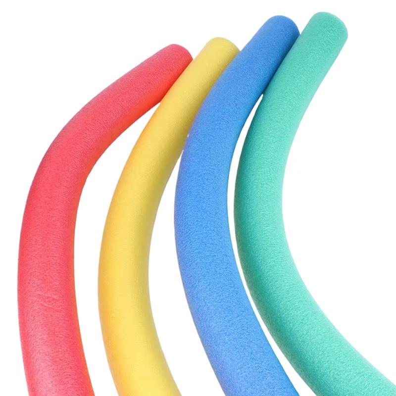 แท่งโฟมลอยน้ำสำหรับสระว่ายน้ำ  - Foam Pool Noodle บทวิจารณ์และราคา
